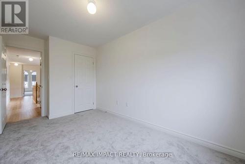 1211 Jim Brewster Circle, Oshawa, ON - Indoor Photo Showing Other Room