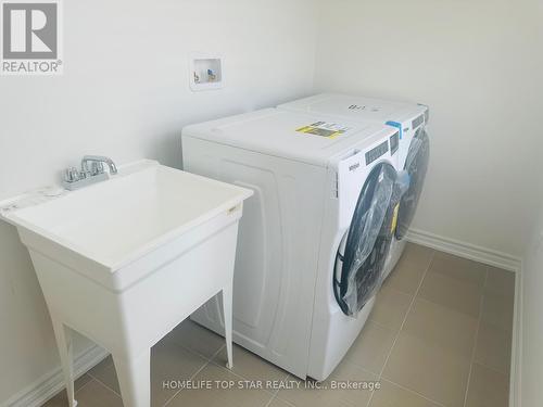 55 Brethet Heights, New Tecumseth, ON - Indoor Photo Showing Laundry Room