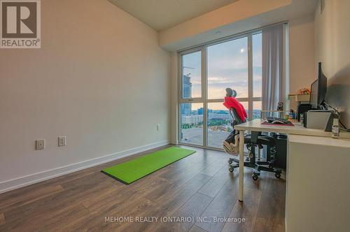 1021 - 38 Honeycrisp Crescent, Vaughan, ON - Indoor Photo Showing Office