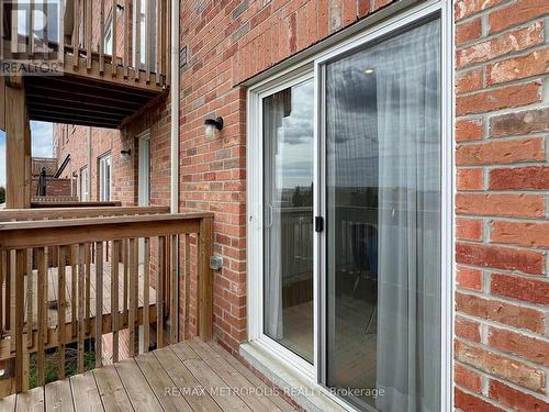 16 Hartney Drive, Richmond Hill, ON - Outdoor With Deck Patio Veranda With Exterior