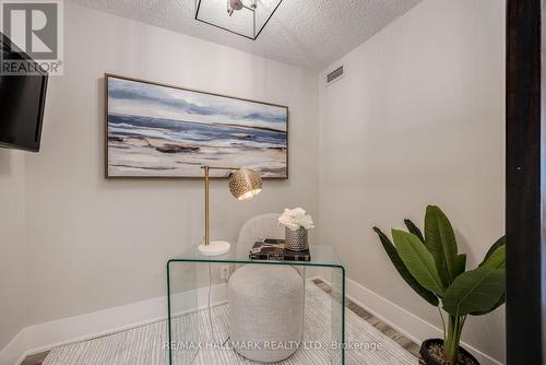 804 - 212 Eglinton Avenue E, Toronto, ON - Indoor Photo Showing Other Room