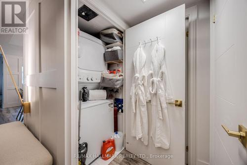 804 - 212 Eglinton Avenue E, Toronto, ON - Indoor Photo Showing Laundry Room