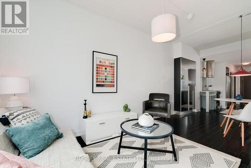 316 - 38 Dan Leckie Way, Toronto, ON - Indoor Photo Showing Living Room