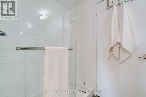 316 - 38 Dan Leckie Way, Toronto, ON - Indoor Photo Showing Bathroom