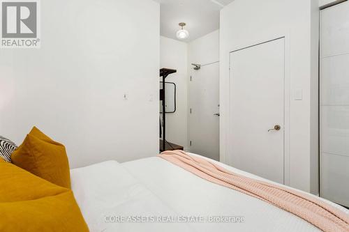 1002 - 127 Queen Street E, Toronto, ON - Indoor Photo Showing Bedroom