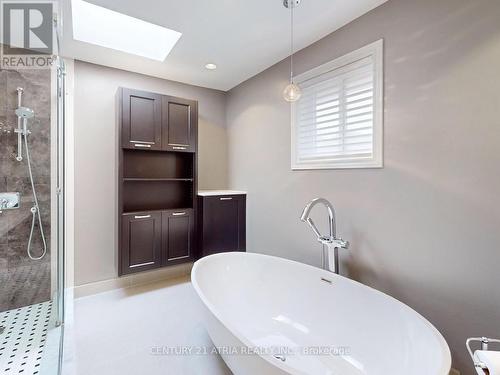 6 Willow Heights Court, Toronto, ON - Indoor Photo Showing Bathroom