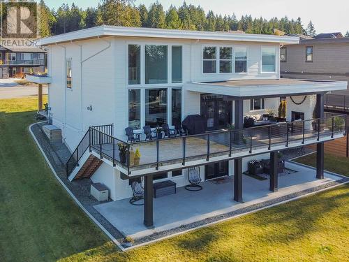 3551 Selkirk Ave, Powell River, BC - Outdoor