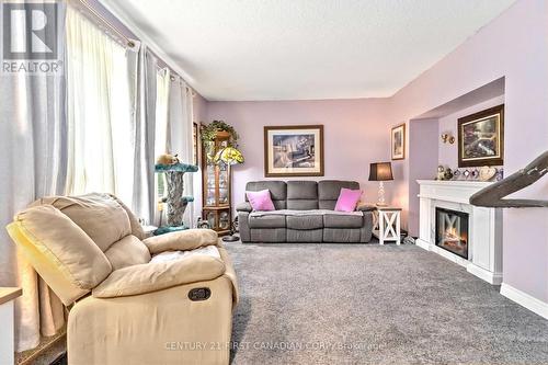 289 Whiting Street, Ingersoll, ON - Indoor Photo Showing Living Room With Fireplace