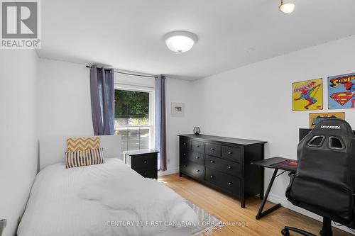 1394 Erindale Crescent, London, ON - Indoor Photo Showing Bedroom