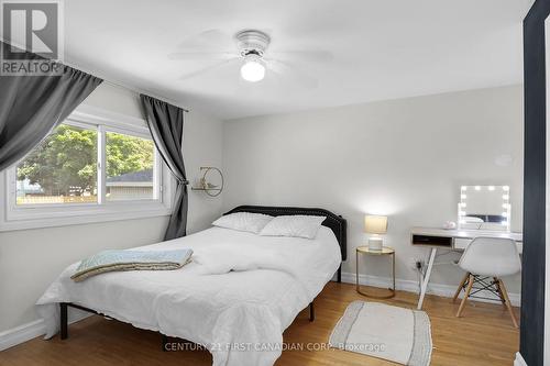 1394 Erindale Crescent, London, ON - Indoor Photo Showing Bedroom