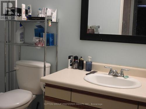 102 - 163 Ferguson Avenue, Woodstock, ON - Indoor Photo Showing Bathroom