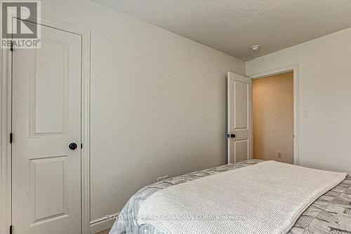 1857 Ballymote Avenue, London, ON - Indoor Photo Showing Bedroom