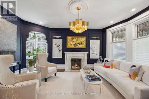 512 Colborne Street, London, ON - Indoor Photo Showing Living Room With Fireplace