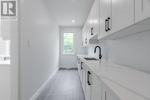 124 Greene Street, South Huron (Exeter), ON - Indoor Photo Showing Kitchen