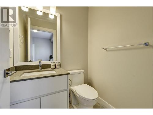 255 Taylor Road Unit# 7, Kelowna, BC - Indoor Photo Showing Bathroom