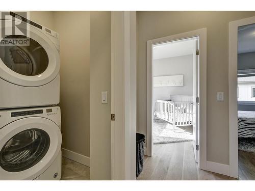255 Taylor Road Unit# 7, Kelowna, BC - Indoor Photo Showing Laundry Room