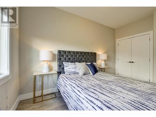 255 Taylor Road Unit# 7, Kelowna, BC - Indoor Photo Showing Bedroom