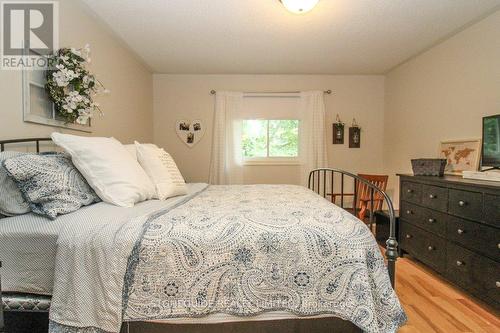 1414 Clearview Drive, Peterborough, ON - Indoor Photo Showing Bedroom