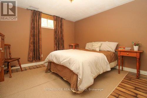 1414 Clearview Drive, Peterborough, ON - Indoor Photo Showing Bedroom