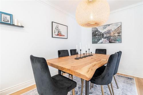 615 Turner Drive, Burlington, ON - Indoor Photo Showing Dining Room