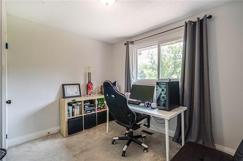 31 Bridlewood Drive, Dundas, ON - Indoor Photo Showing Office