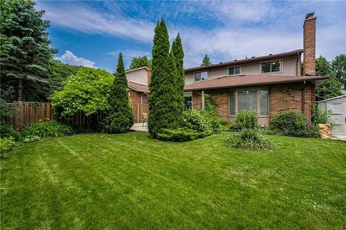 31 Bridlewood Drive, Dundas, ON - Outdoor