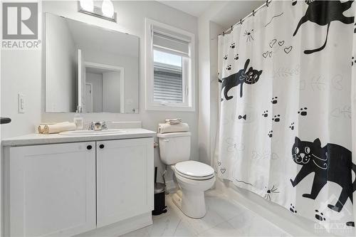 Second floor main bath - 518 Culdaff Road, Stittsville, ON - Indoor Photo Showing Bathroom