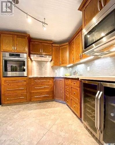 418 Curry Crescent, Swift Current, SK - Indoor Photo Showing Kitchen