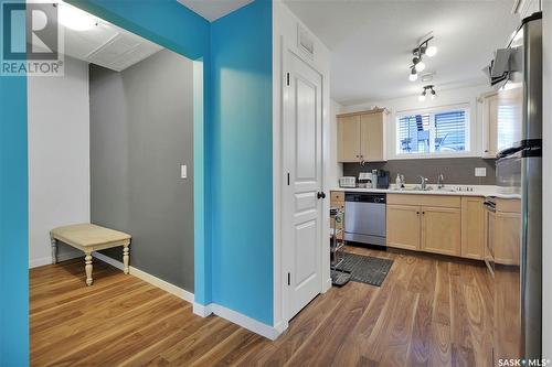 36 4640 Harbour Landing Drive, Regina, SK - Indoor Photo Showing Kitchen