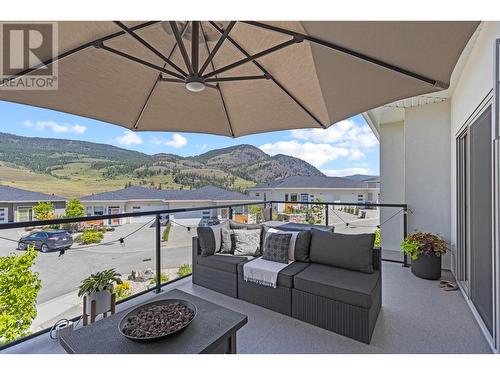 440 Dunbar Court, Kelowna, BC - Outdoor With View With Exterior