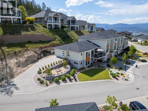 440 Dunbar Court, Kelowna, BC - Outdoor