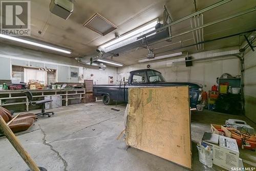 1615 Marshal Crescent, Moose Jaw, SK - Indoor Photo Showing Garage