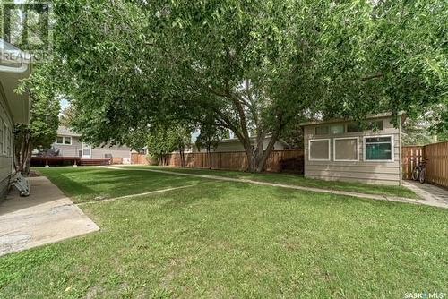 1615 Marshal Crescent, Moose Jaw, SK - Outdoor