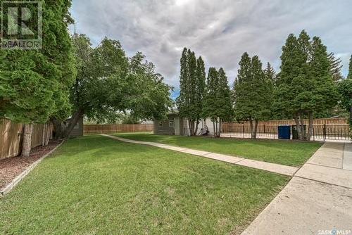 1615 Marshal Crescent, Moose Jaw, SK - Outdoor