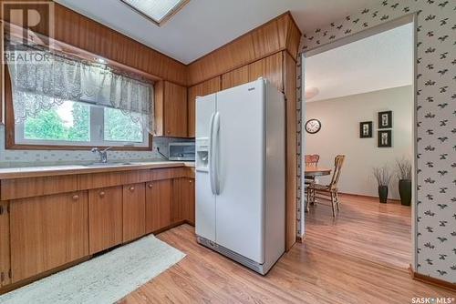 1615 Marshal Crescent, Moose Jaw, SK - Indoor Photo Showing Kitchen