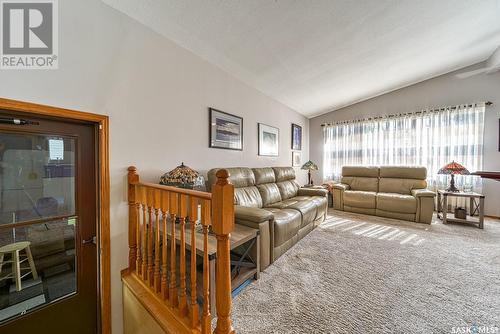 1369 King Crescent, Moose Jaw, SK - Indoor Photo Showing Living Room