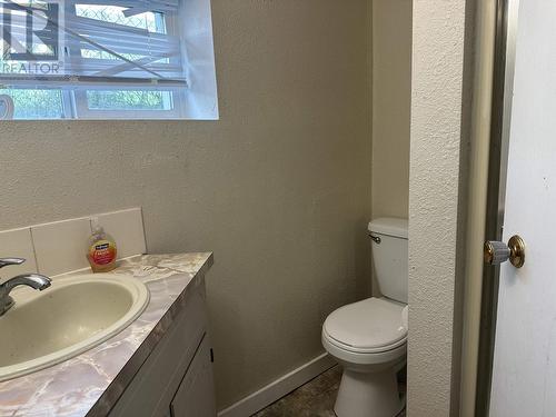 424 Pinchbeck Road, Williams Lake, BC - Indoor Photo Showing Bathroom