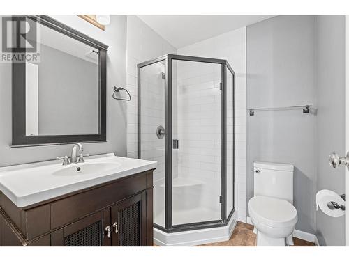 4800 Heritage Drive Unit# 3, Vernon, BC - Indoor Photo Showing Bathroom