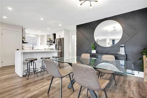 35 Lasila Court, Hamilton, ON - Indoor Photo Showing Dining Room