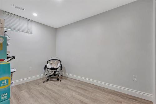 35 Lasila Court, Hamilton, ON - Indoor