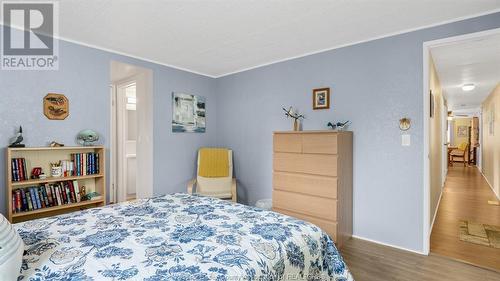 301 Beverly Drive, Essex, ON - Indoor Photo Showing Bedroom