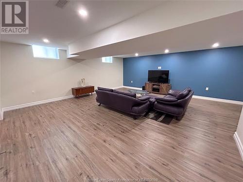 1912 Villa Canal, Kingsville, ON - Indoor Photo Showing Basement