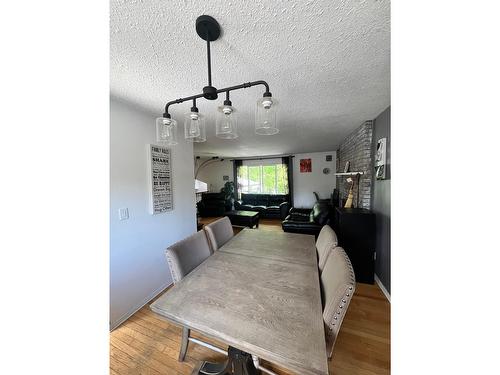 1430 Highland Drive, Castlegar, BC - Indoor Photo Showing Dining Room