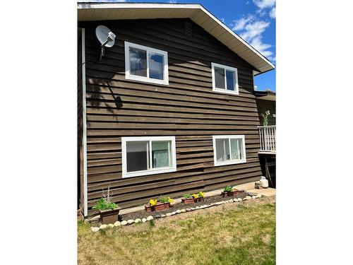 1430 Highland Drive, Castlegar, BC - Outdoor