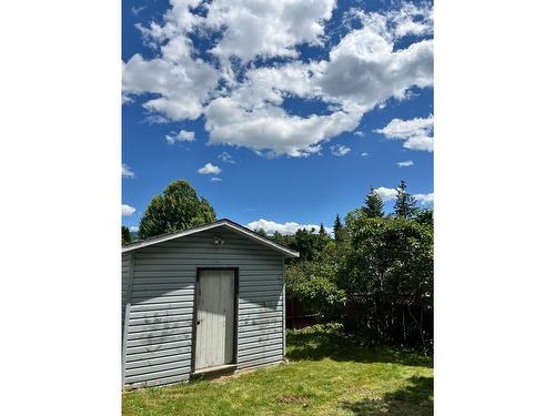 1430 Highland Drive, Castlegar, BC - Outdoor