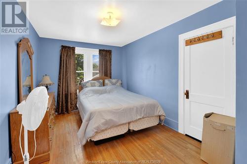 1407 Hall, Windsor, ON - Indoor Photo Showing Bedroom