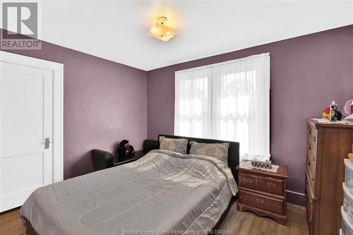 1407 Hall, Windsor, ON - Indoor Photo Showing Bedroom