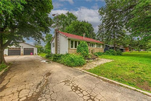 1215 Trinity Church Road, Hamilton, ON - Outdoor