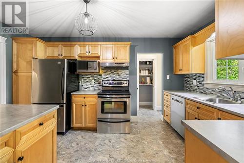 203 Edgett Ave, Moncton, NB - Indoor Photo Showing Kitchen