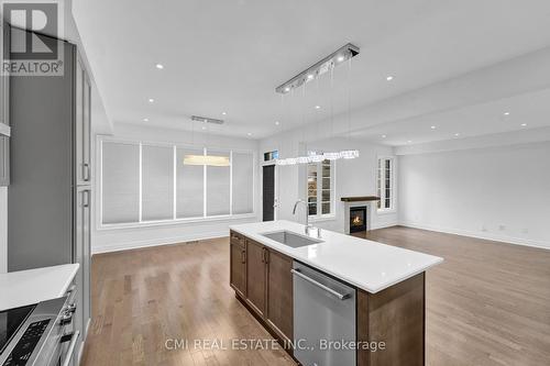 16 Clute Springs Court, Brampton, ON - Indoor Photo Showing Kitchen With Upgraded Kitchen
